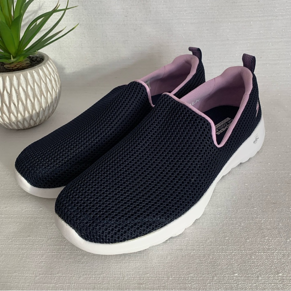 Skechers Go Walk Joy-Danil Blue Pink Mesh Slip On Sneakers Woman’s 7